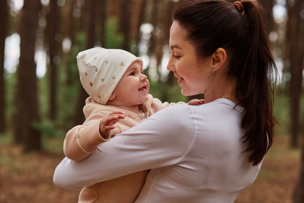 ¿Por qué el Rostro de Mamá lo Calma Todo? La Ciencia del Vínculo y la Teoría Polivagal